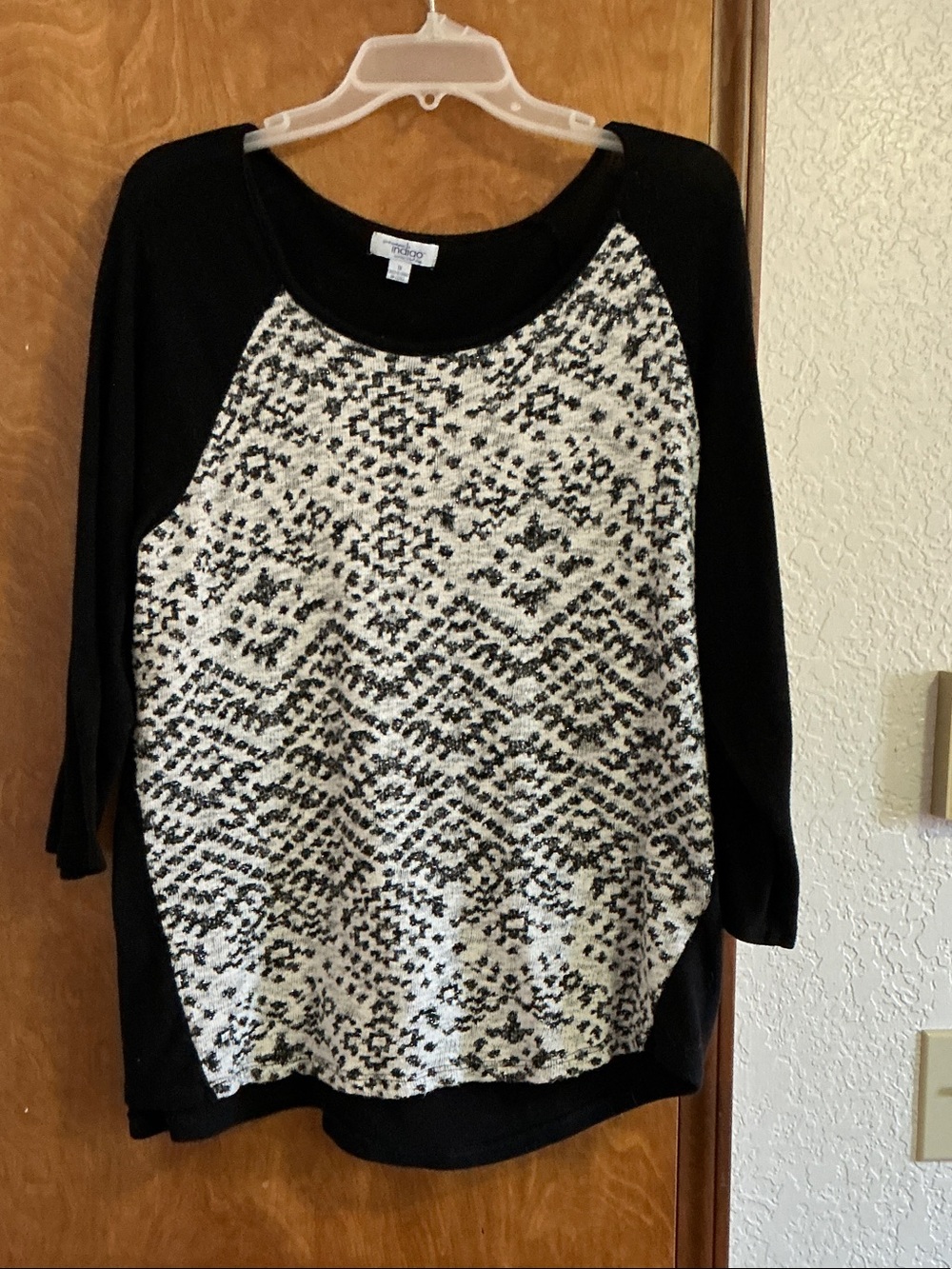 Indigo Black and White Patterned Raglan Pullover